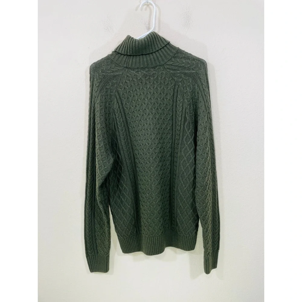NWT Nike Cable‎ Knit Turtleneck Men's Small  Green Sweater FB7770 325 Swoosh NEW